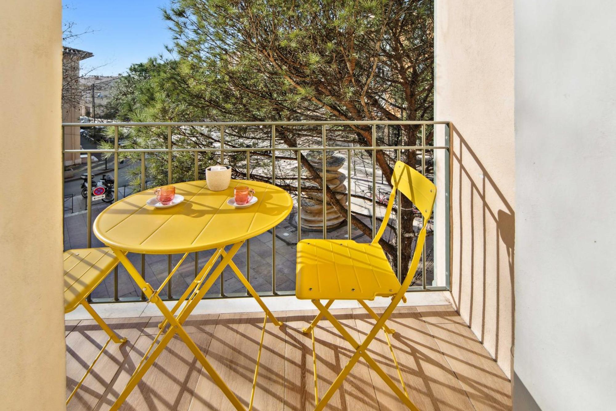 Modern - 1bd 4p - Center Of St Tropez