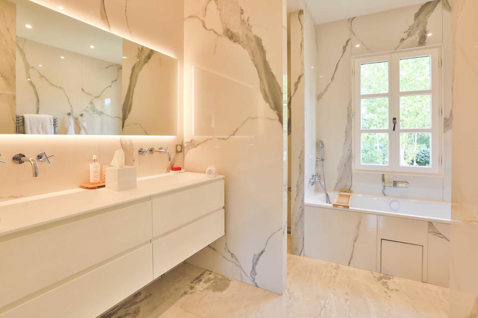 Villa Sumptuous Facing The Bay Of Canebiers Saint-Tropez