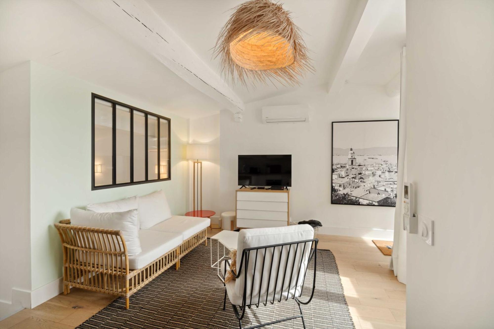 Magnificent - Ac- 2br- Apartment