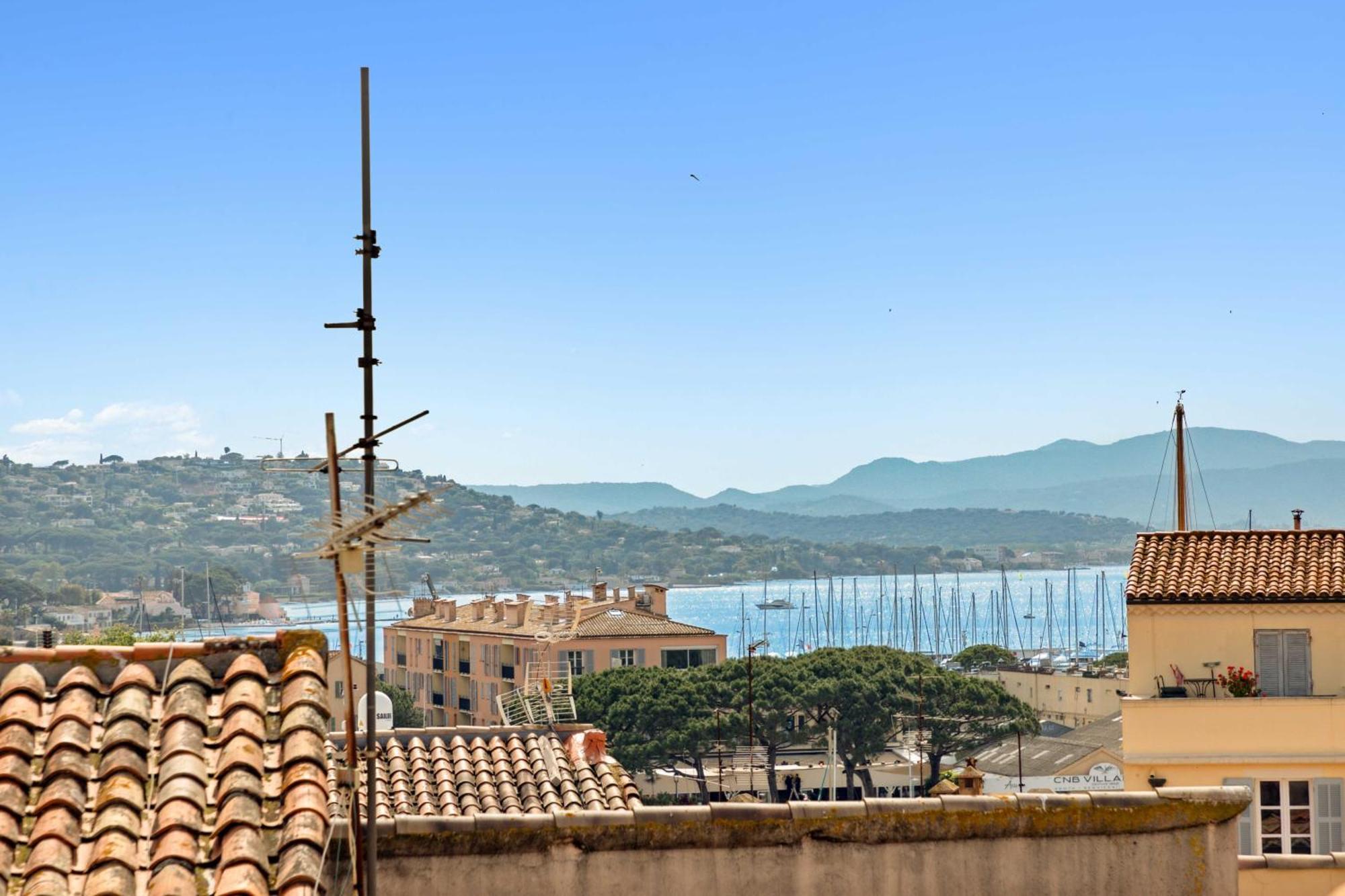 Apartment Magnificent - Ac- 2br- *