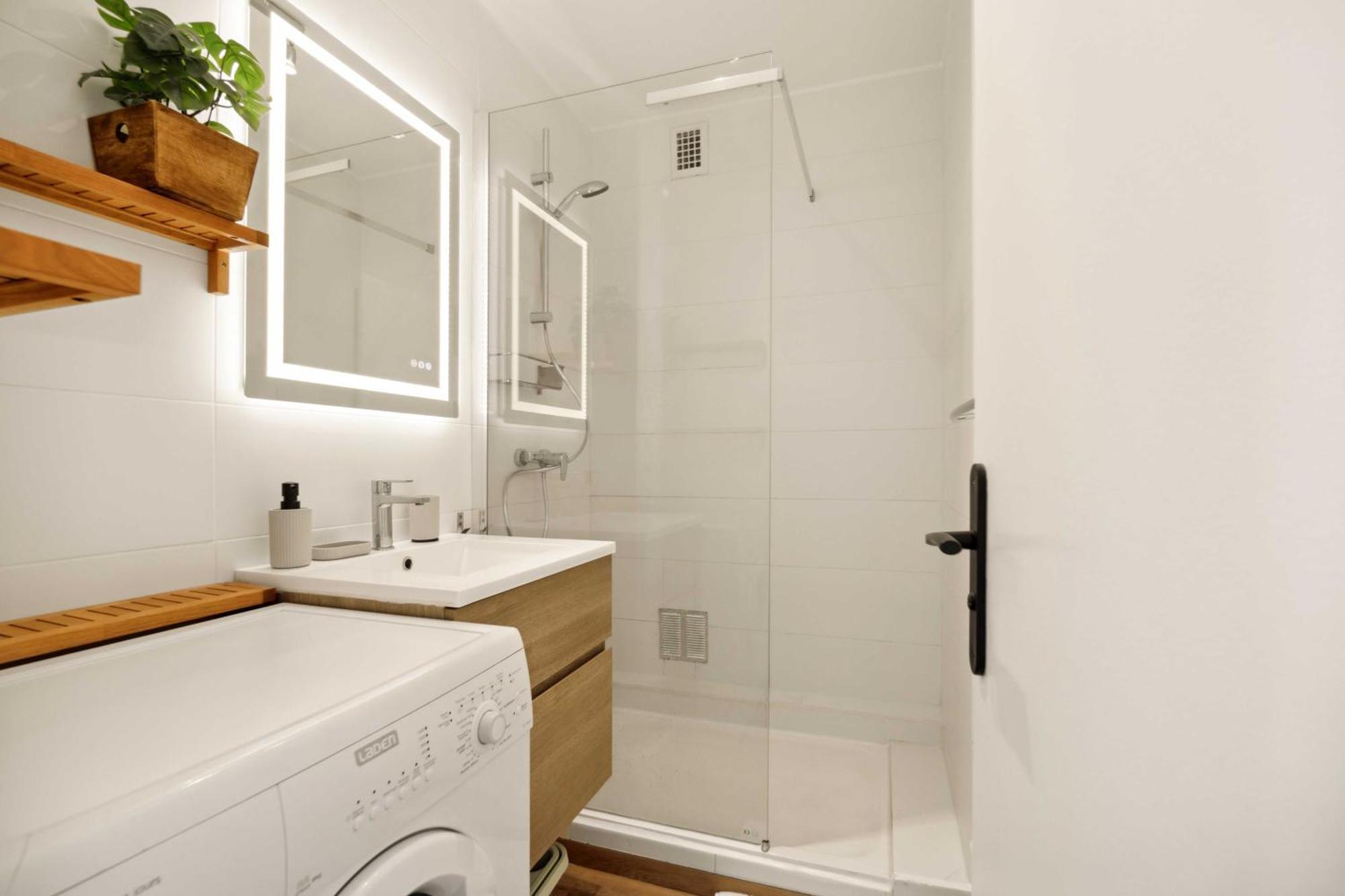 Apartment Modern Sea View -2br-4p- Saint-Tropez