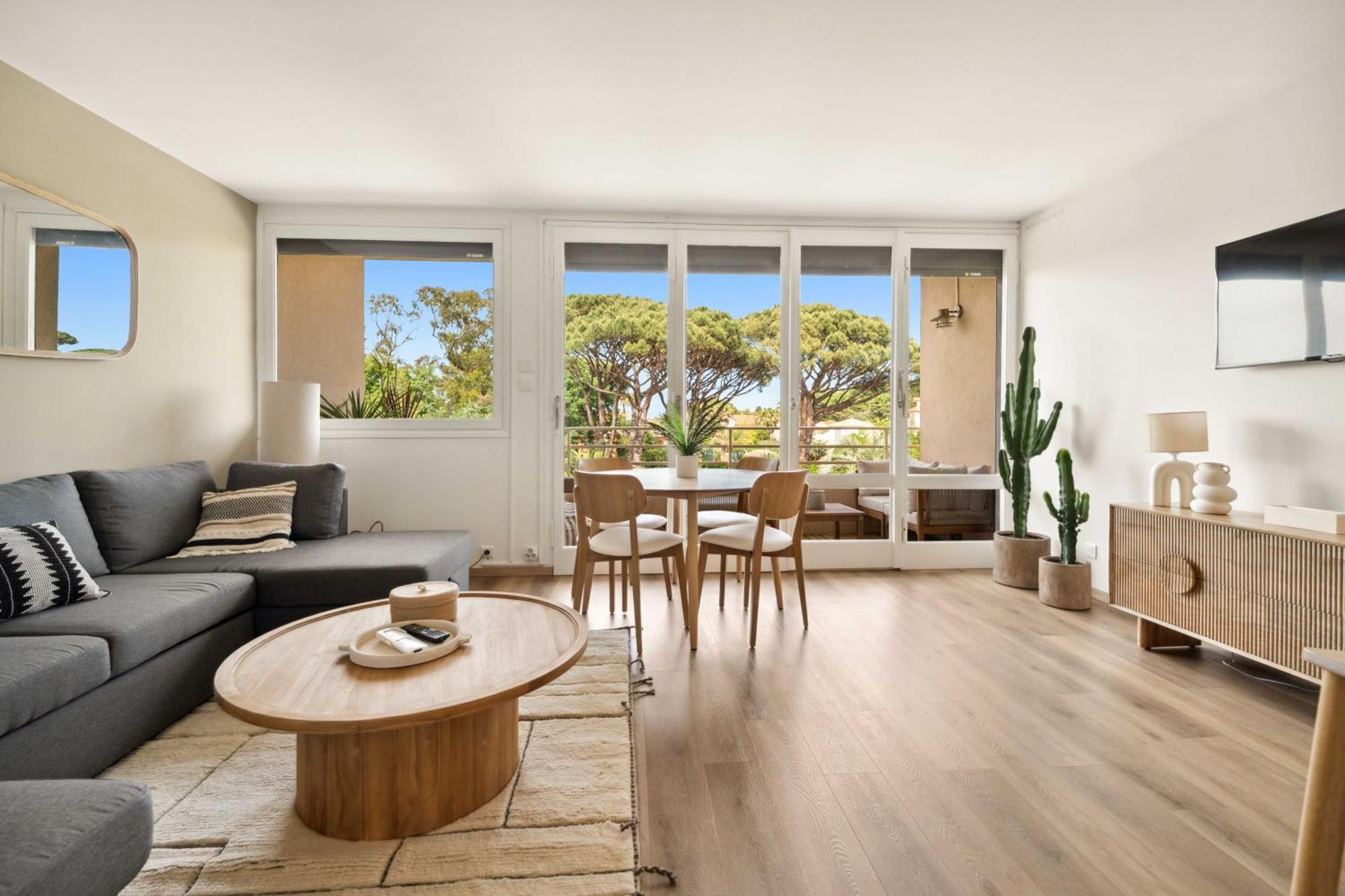 Apartment Modern Sea View -2br-4p- *