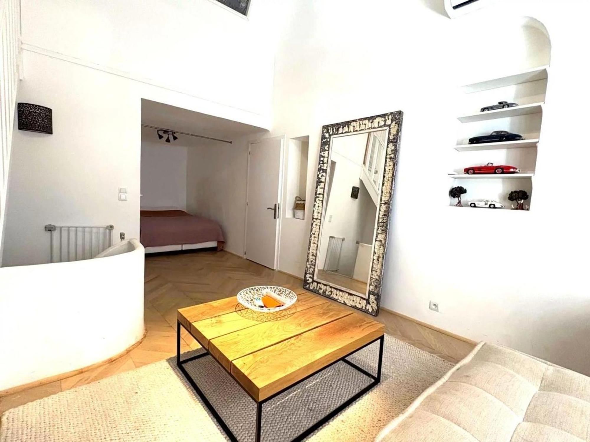 Maison De Village Charme Centre Avec Rooftop - Fr-1-728-22 Holiday home