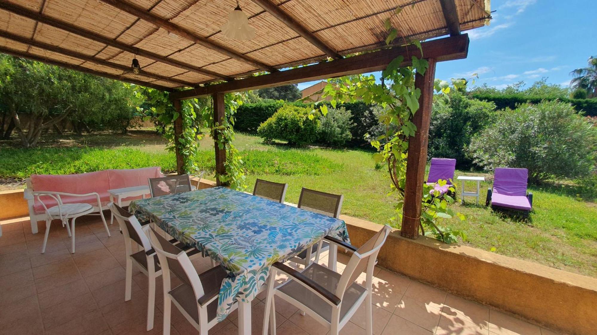 Les Arbousiers Villa *