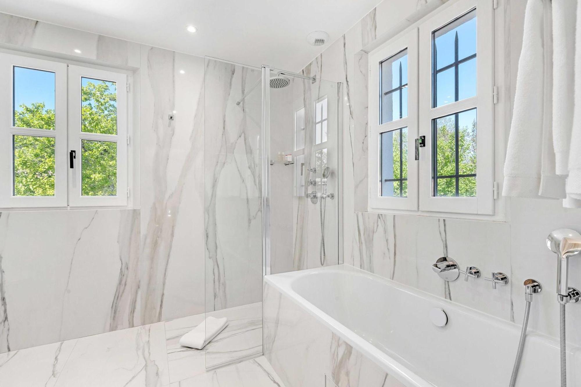 Exceptional Villa- Ac- 5br-10p- Baie Des Canebiers Villa *