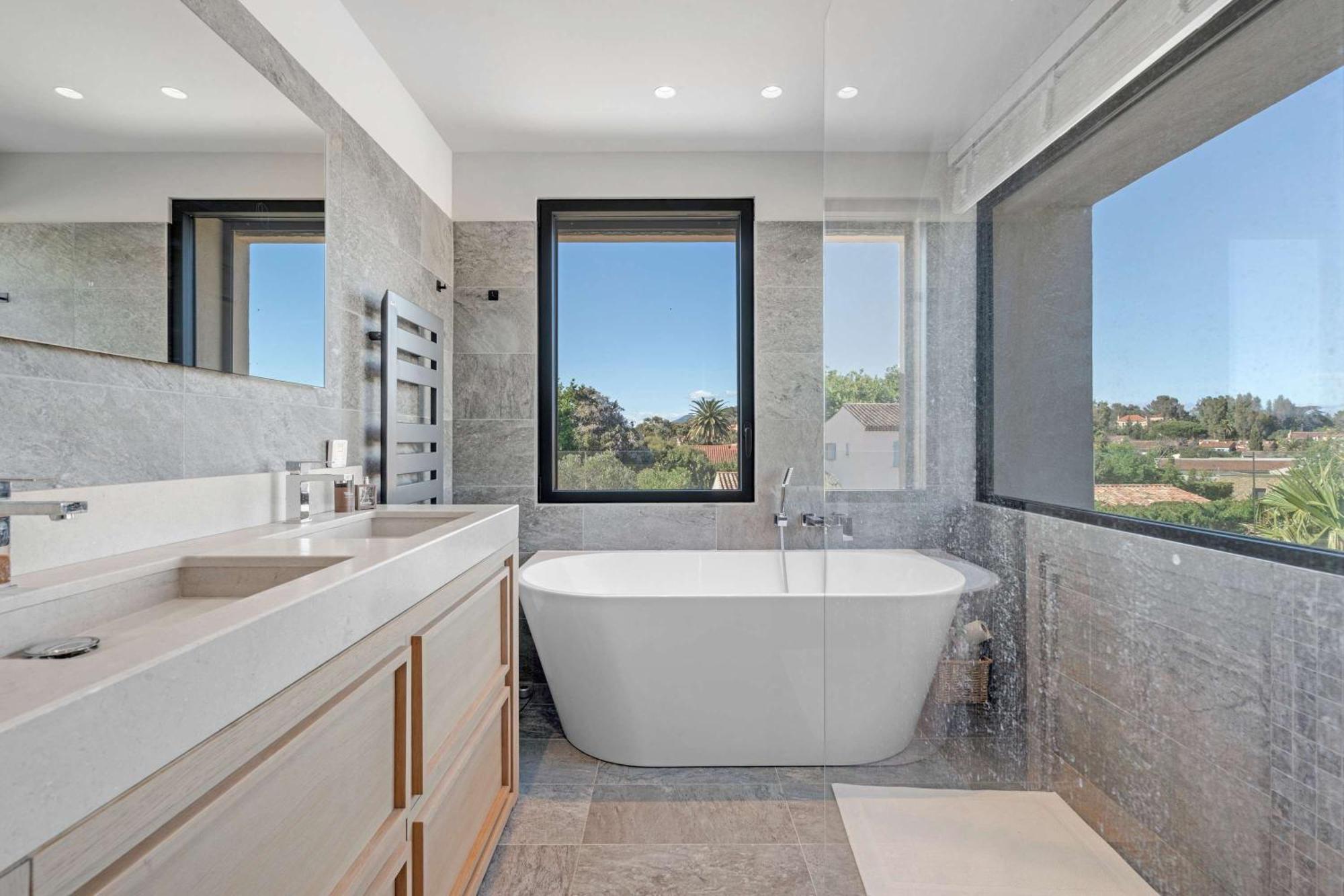 Iris Villa Saint-Tropez