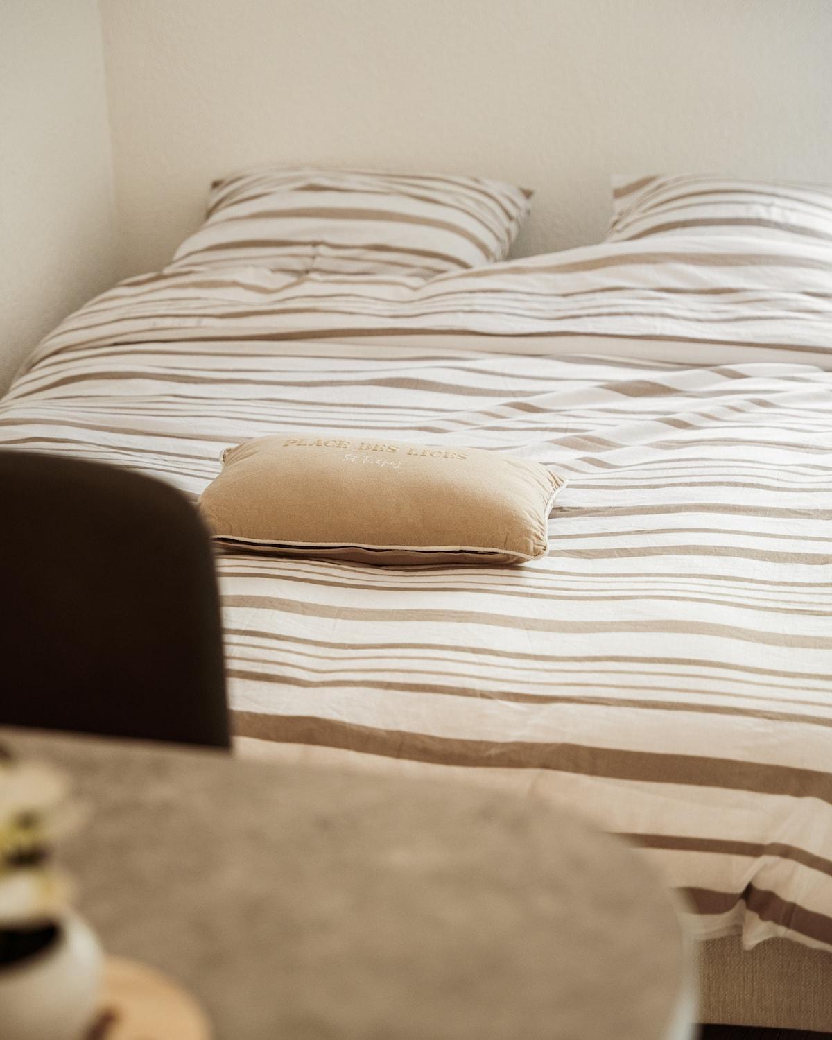 Chic Appartement, Coeur De Tropez, Place Des Lices Saint-Tropez