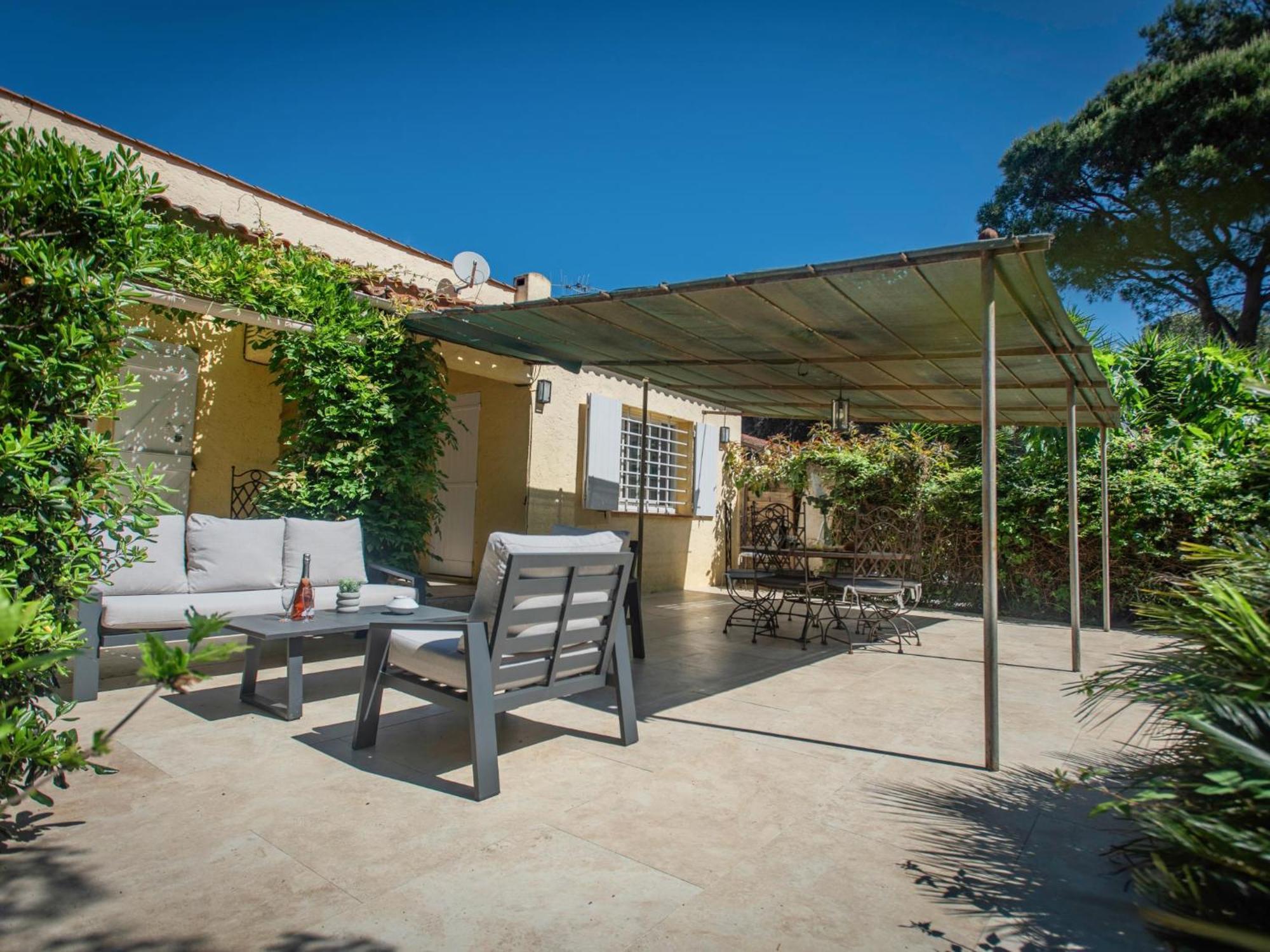 Les Romarins Ferienhaus *