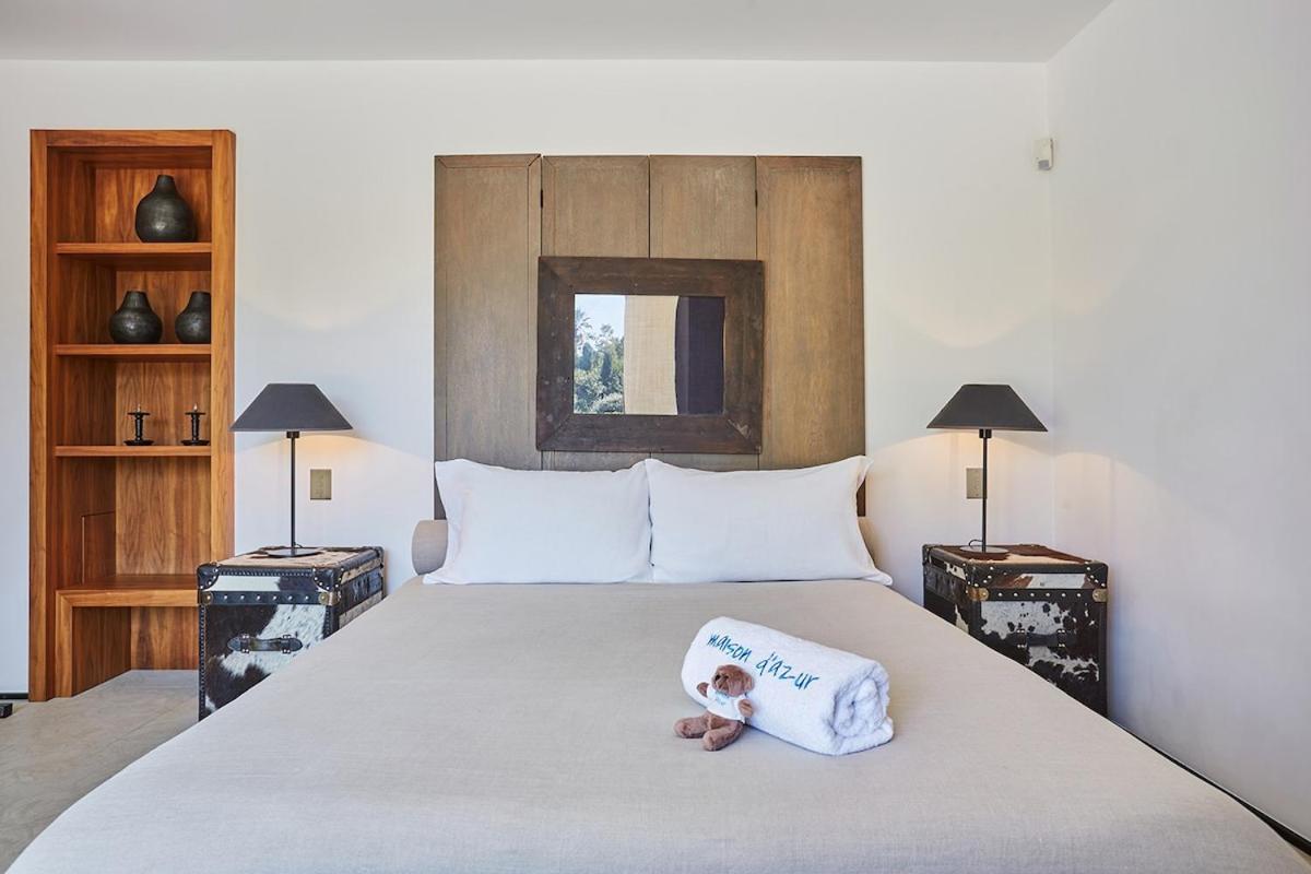 Fortune, Villa Saint-Tropez