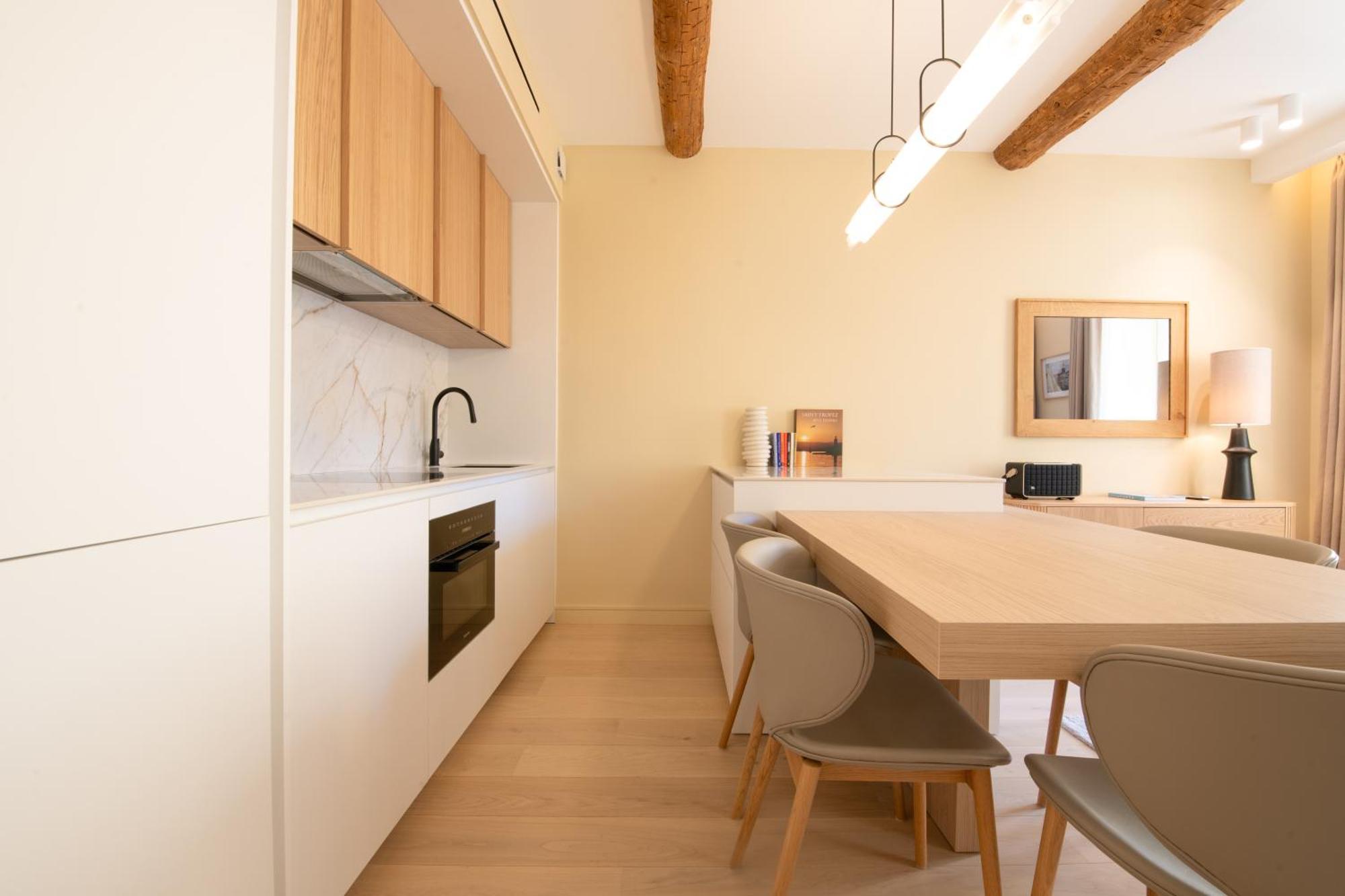 Apartment Pick A Flat's - Heart Of *