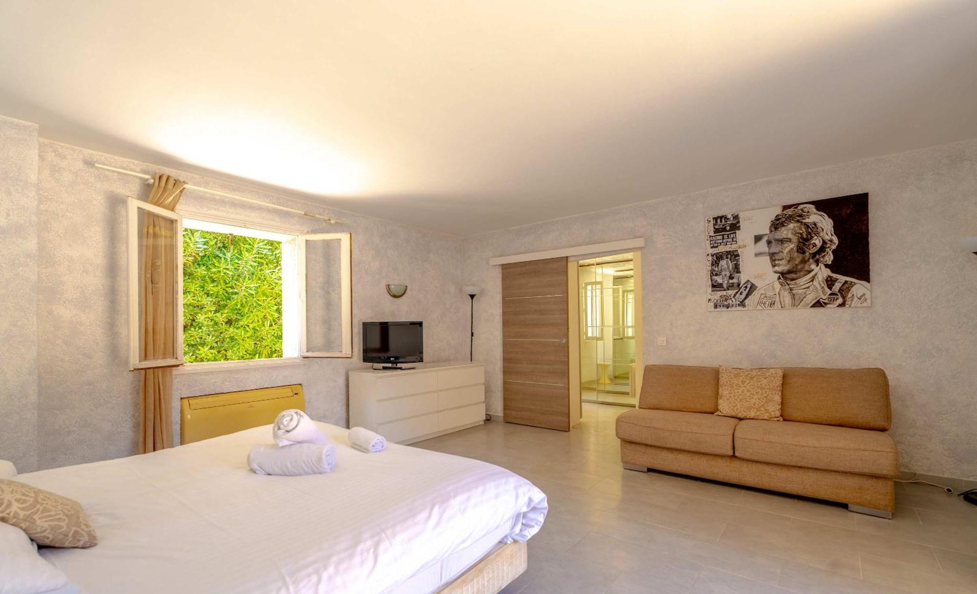 La Perle L Pool & Terrace L Shellter