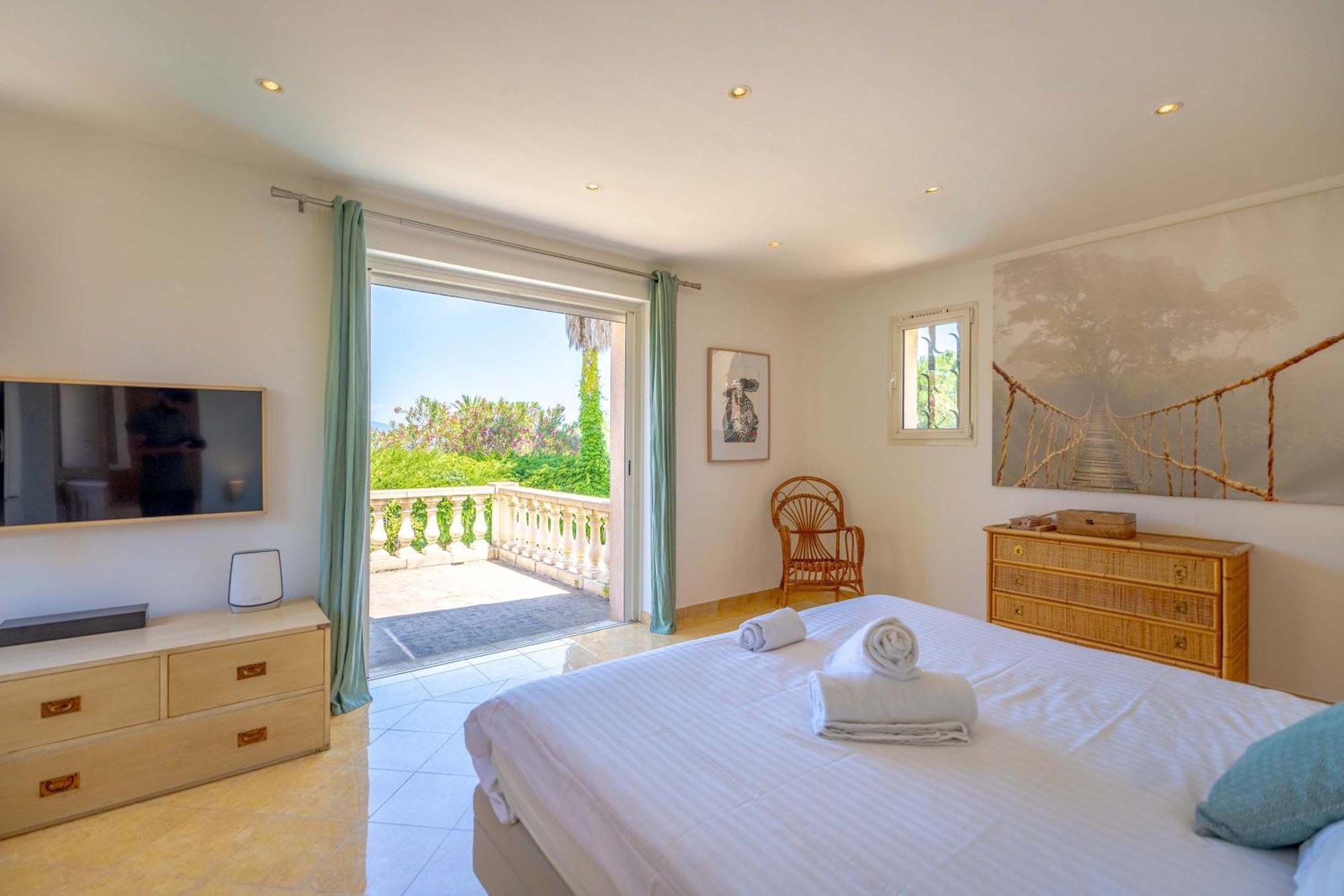 La Perle L Pool & Terrace L Shellter