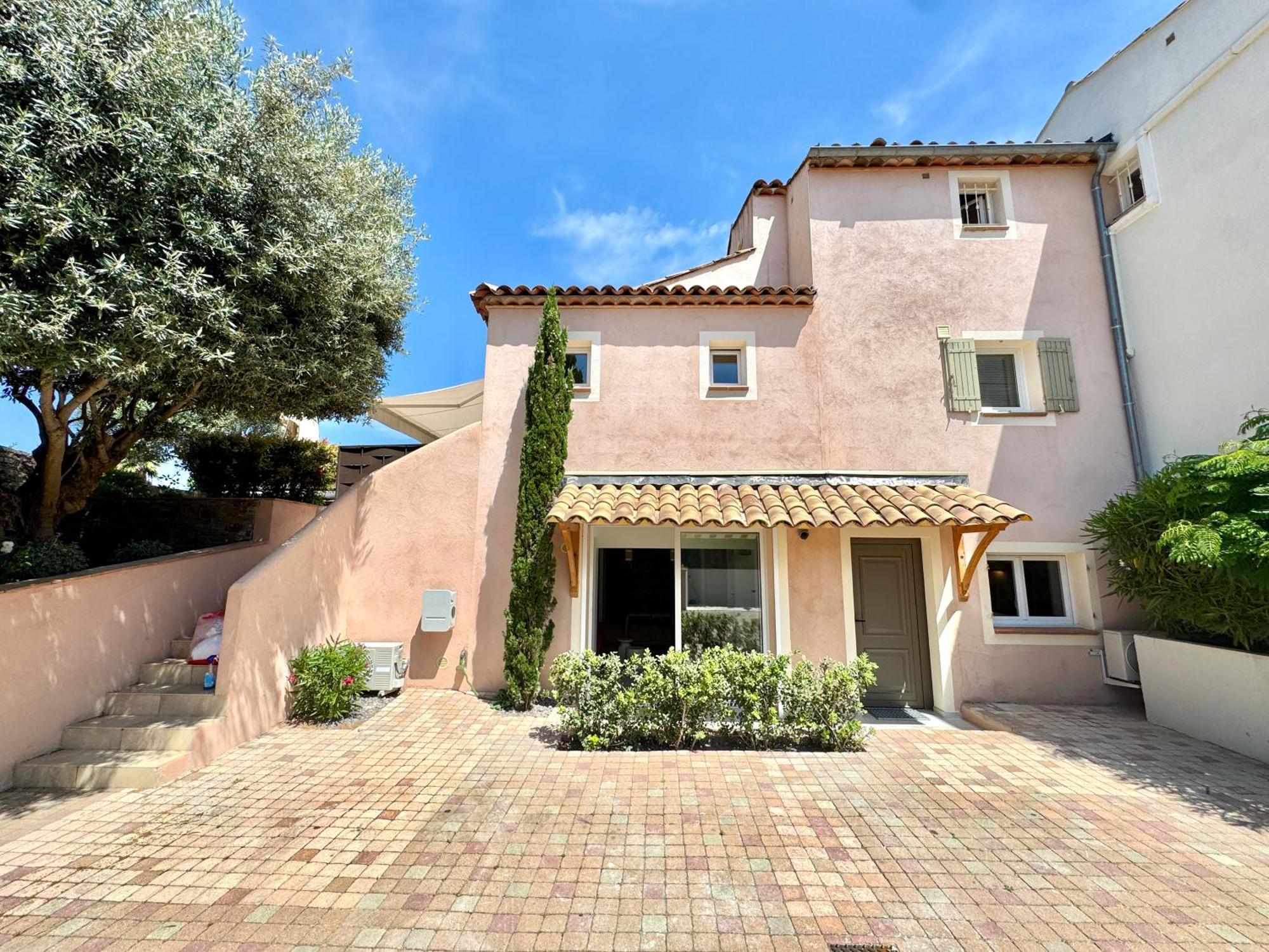L'elegant,4pers,piscine,2 Parkings,climatisation Apartamento *