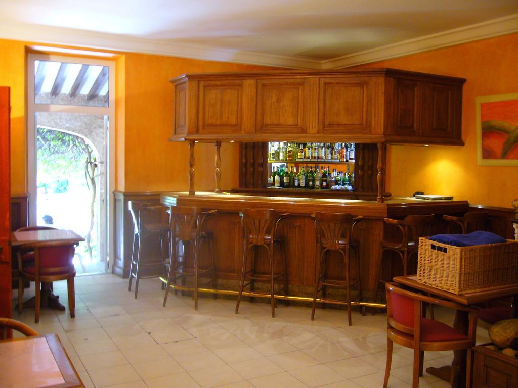 Les Palmiers Hotel