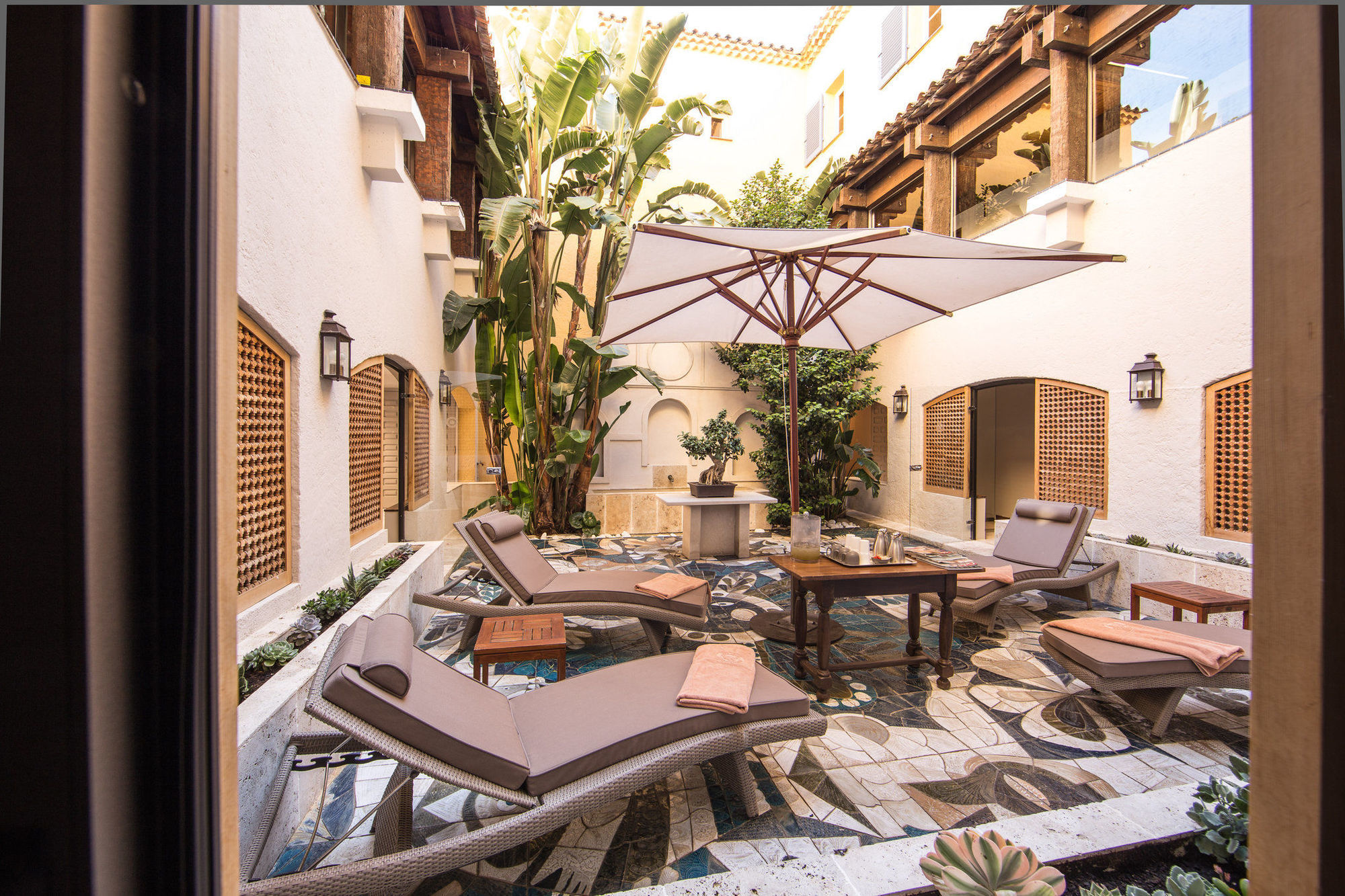 Hotel Byblos 5*