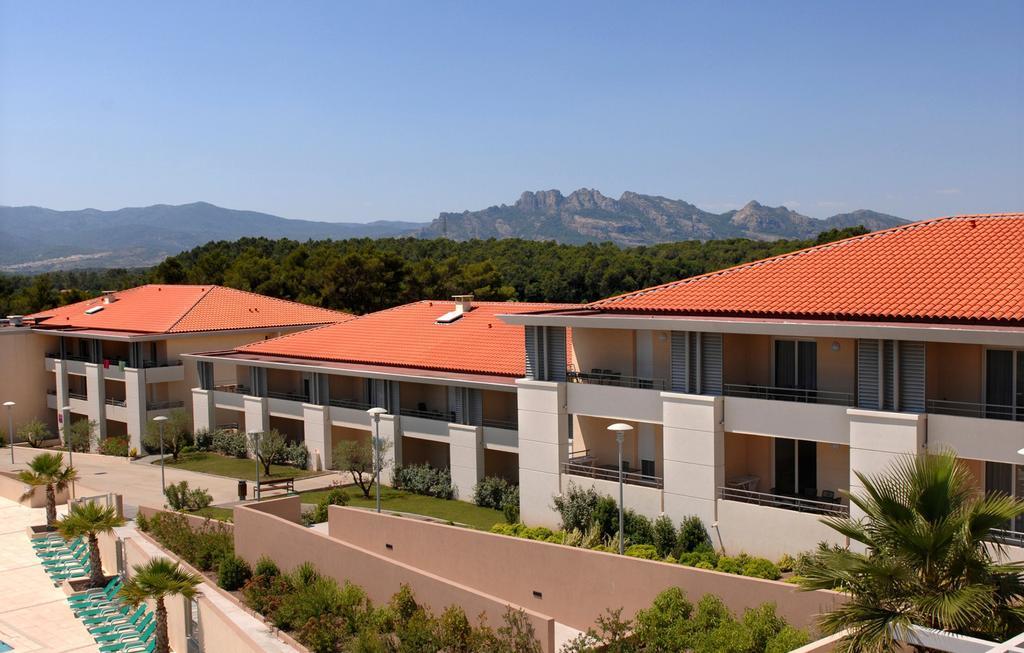 Les Parasols D'argens Aparthotel