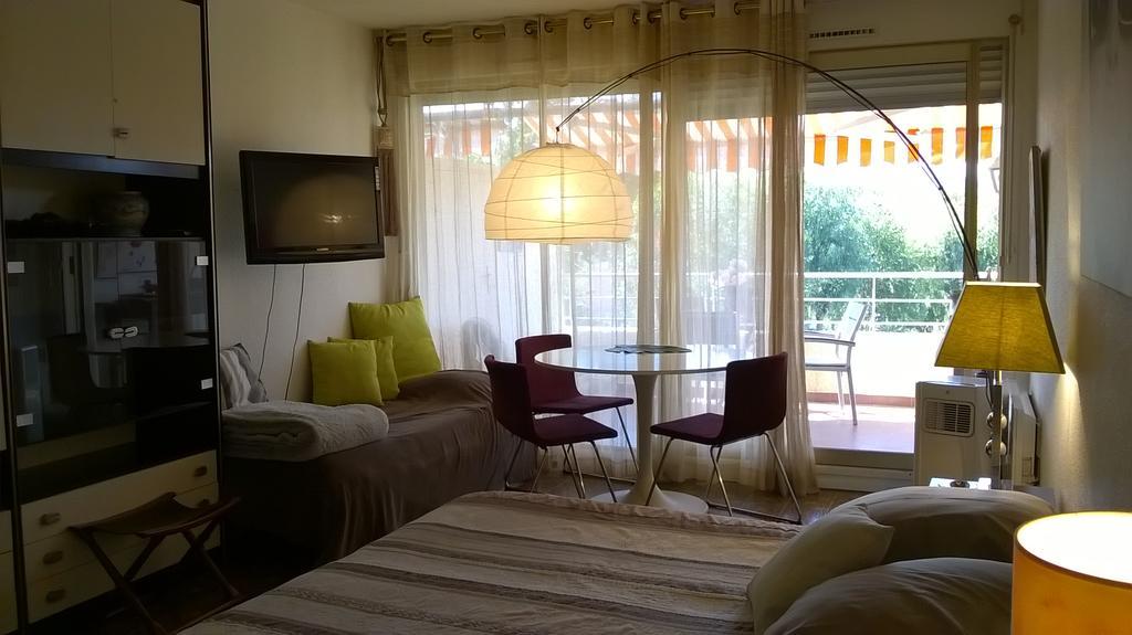 Brigitte Centre Tropez Parking Piscine Wifi Vue Apartment Saint-Tropez