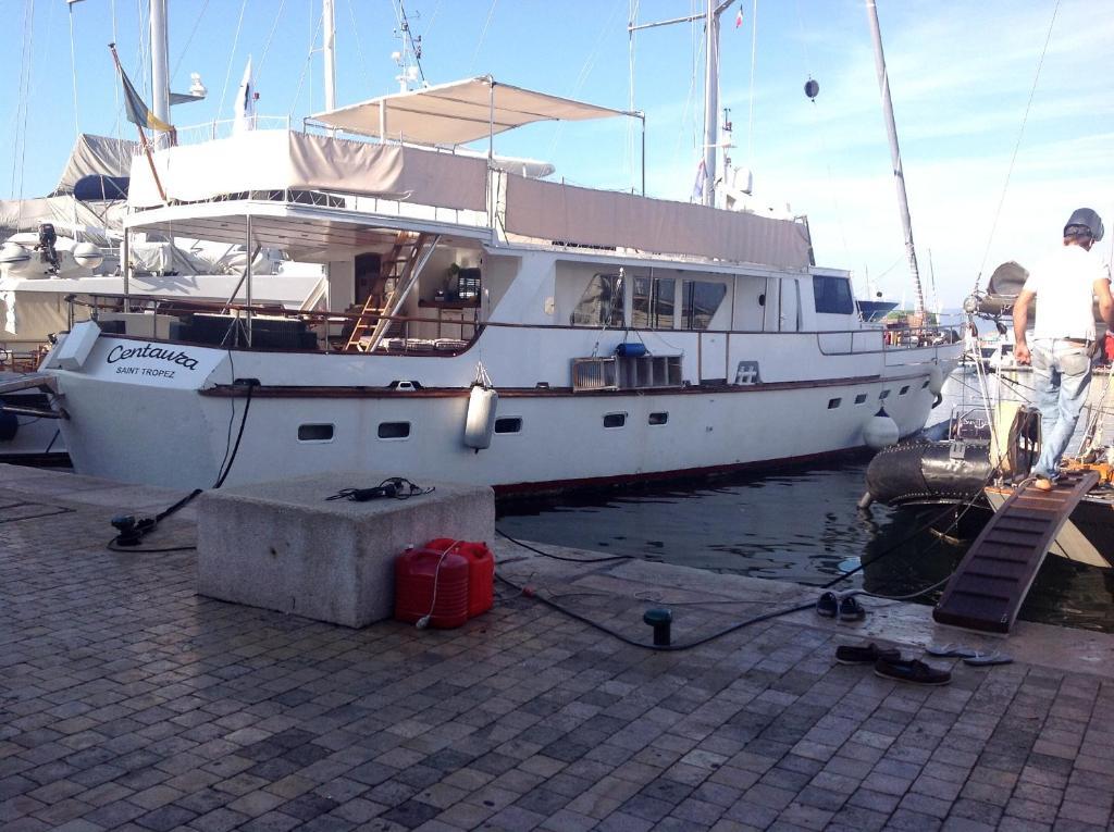 Centaura Yacht Classique