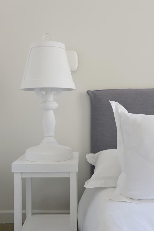 White 1921 Hotel 3*