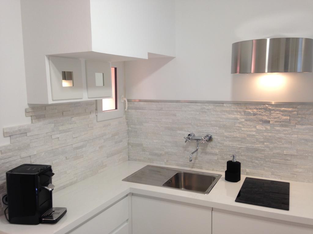 Le Stone Studio Apartment *