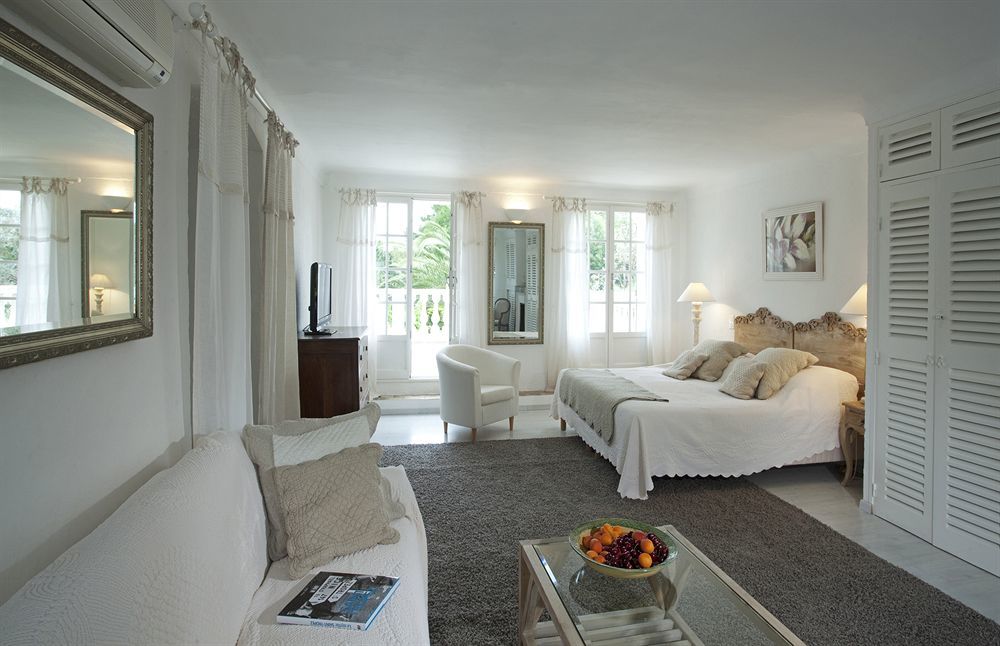 Hotel La Bastide Des Salins 4*