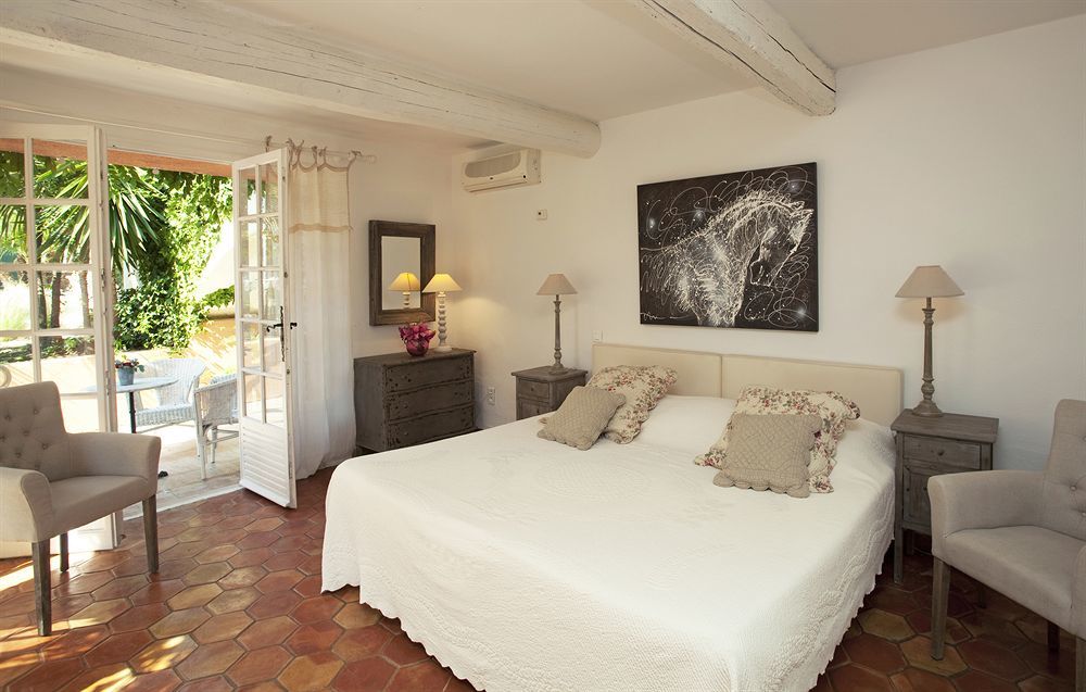 Hotel La Bastide Des Salins