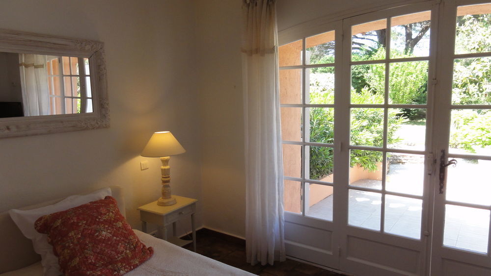 Hotel La Bastide Des Salins