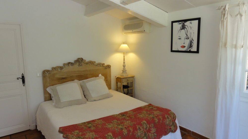 Hotel La Bastide Des Salins 4*