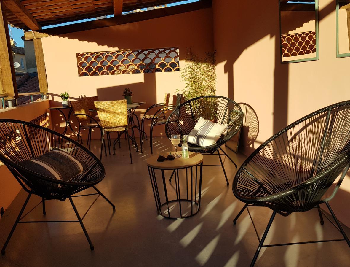 Hotel Les Lauriers 3*