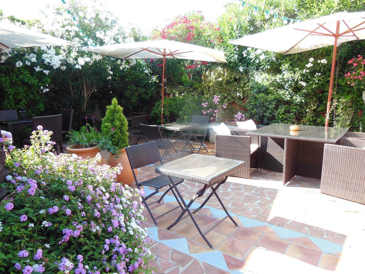 De La Plage Hotel 2*