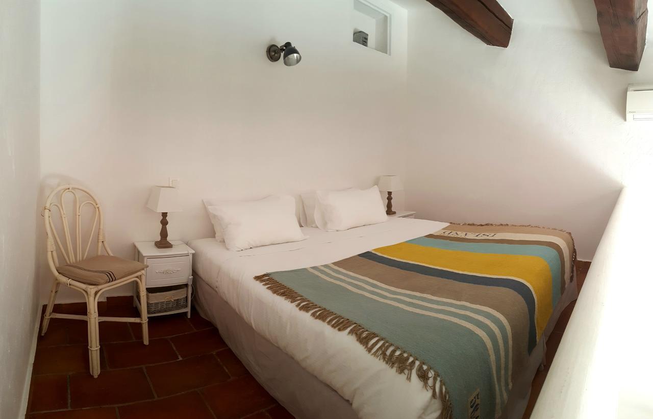 Les Bouis Hotel