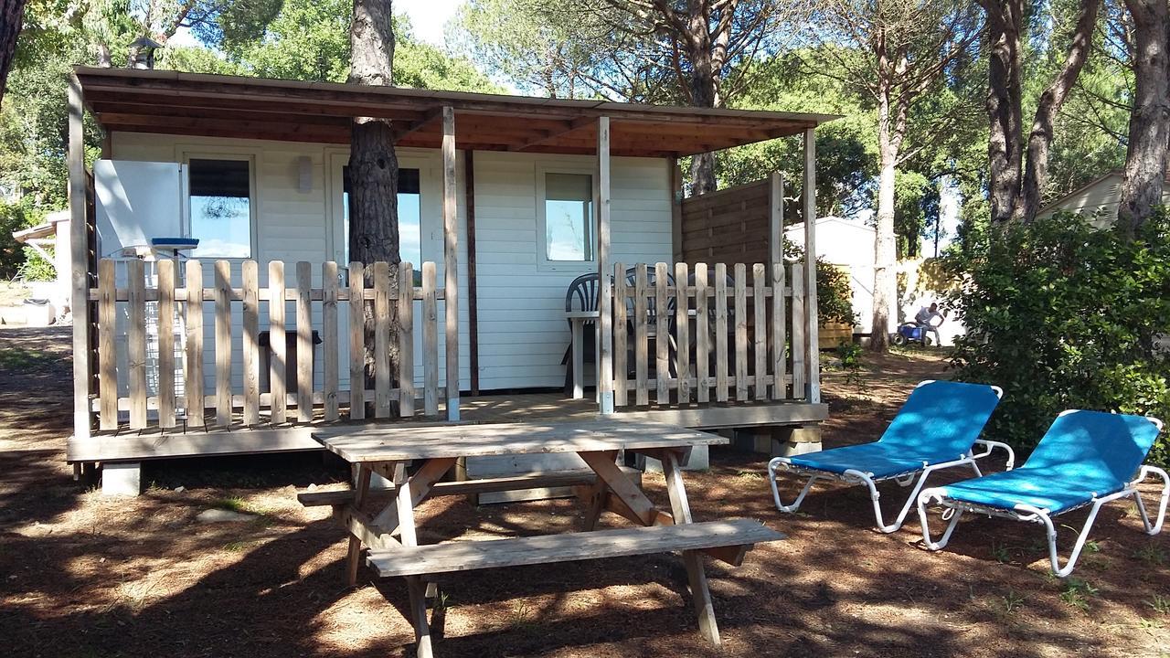 Camping Les Tours Du Pinet Domaine Cezanne Saint-Tropez