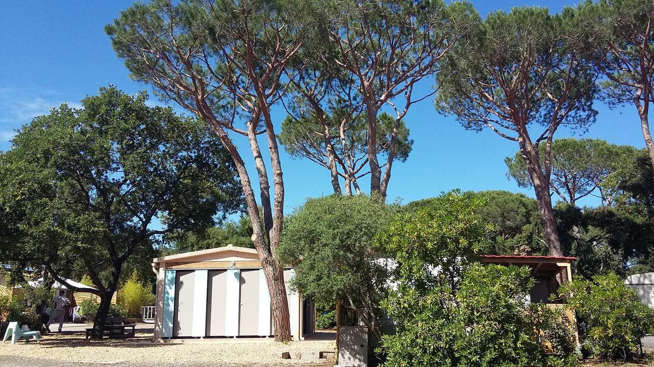 Camping Les Tours Du Pinet Domaine Cezanne Saint-Tropez