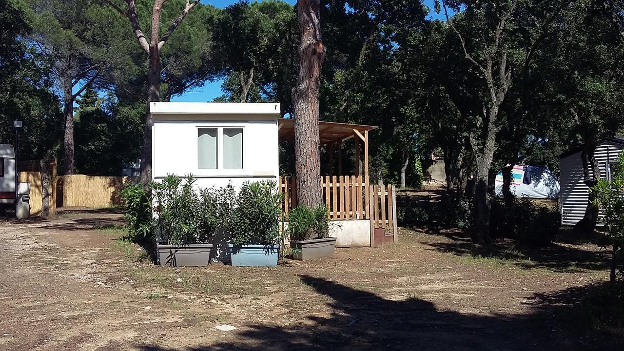Camping Camping Les Tours Du Pinet Domaine Cezanne Saint-Tropez