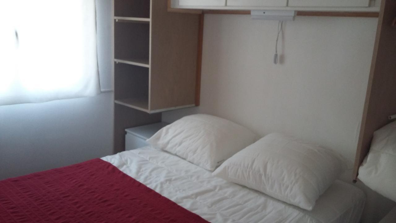 Camping Camping Les Tours Du Pinet Domaine Cezanne *