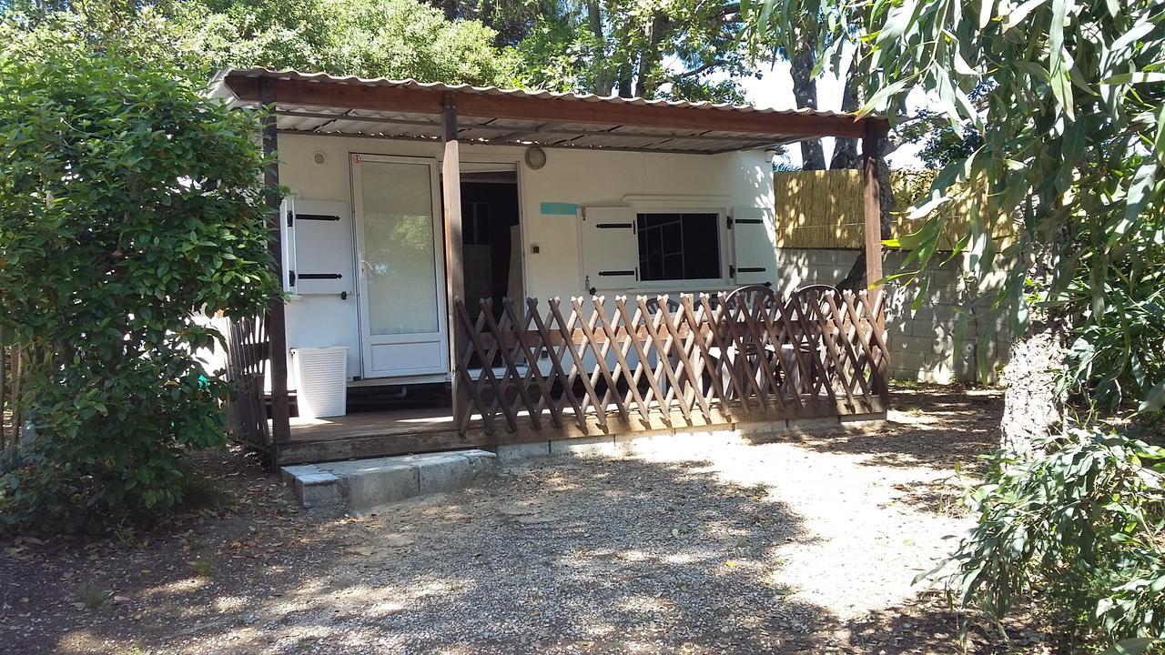 Camping Les Tours Du Pinet Domaine Cezanne Camping Saint-Tropez