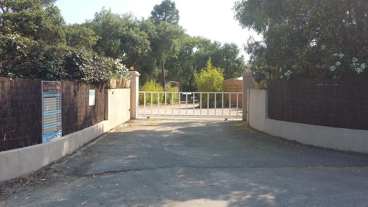 Camping Les Tours Du Pinet Domaine Cezanne Camping Saint-Tropez