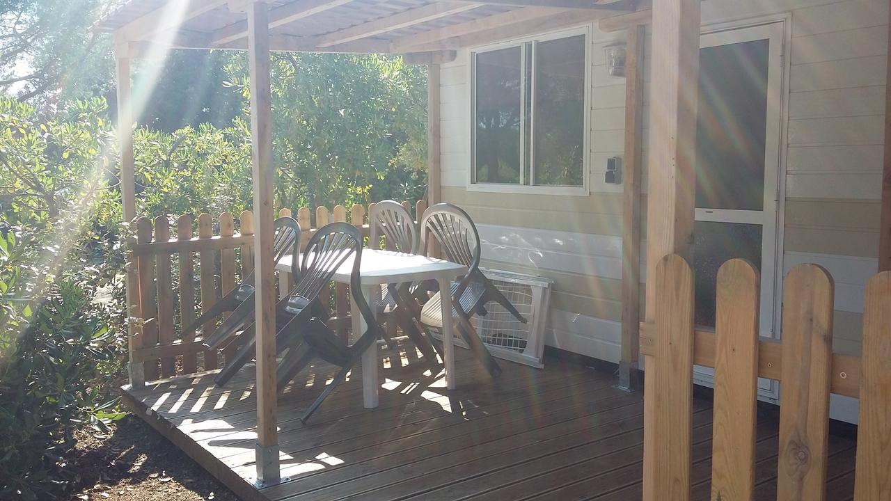 Camping Camping Les Tours Du Pinet Domaine Cezanne Saint-Tropez