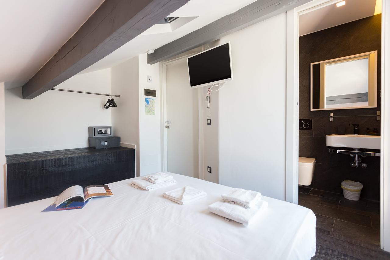 Lion Blanc Hotel Saint-Tropez