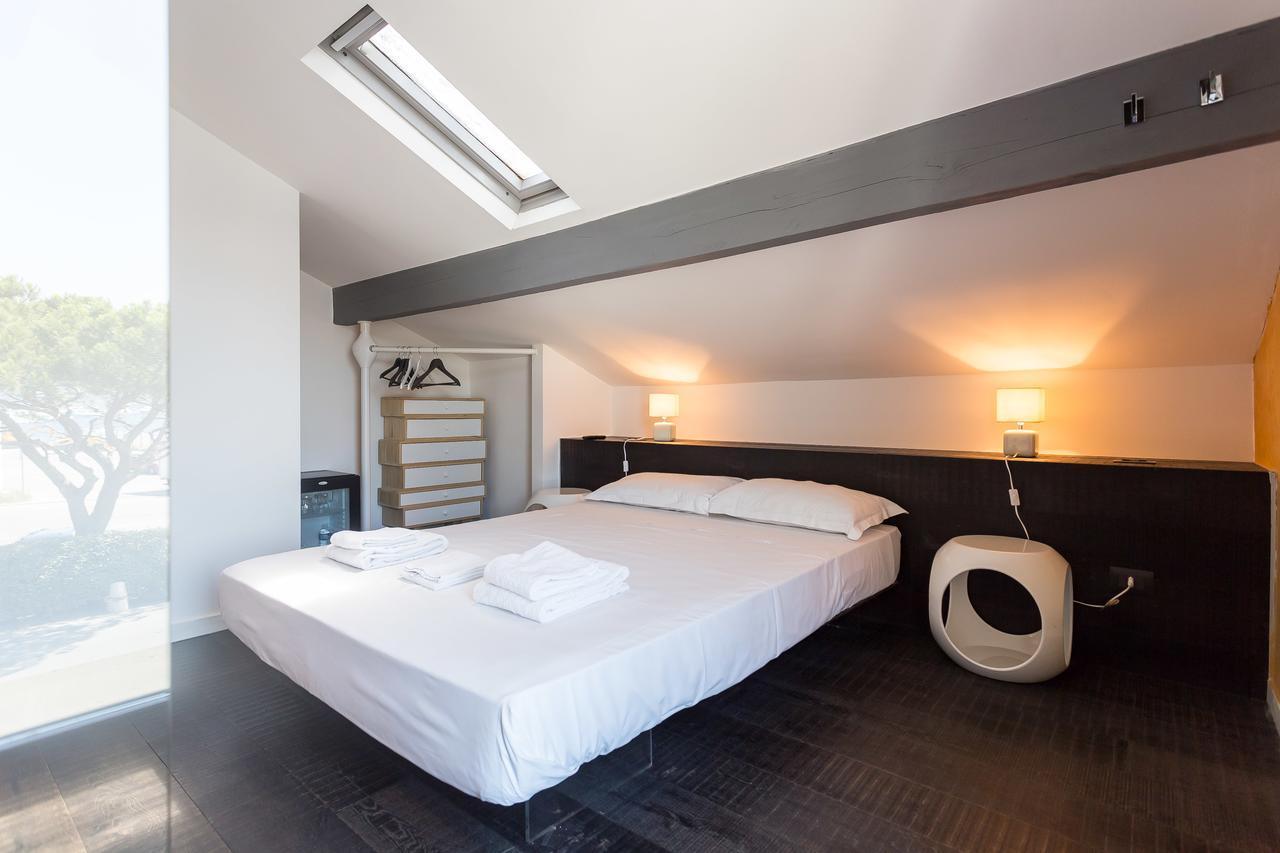 Lion Blanc Hotel Saint-Tropez