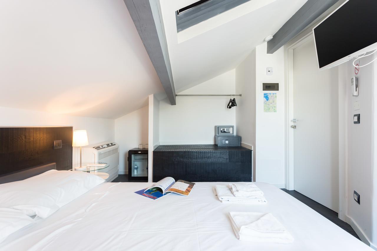Lion Blanc Hotel 3*