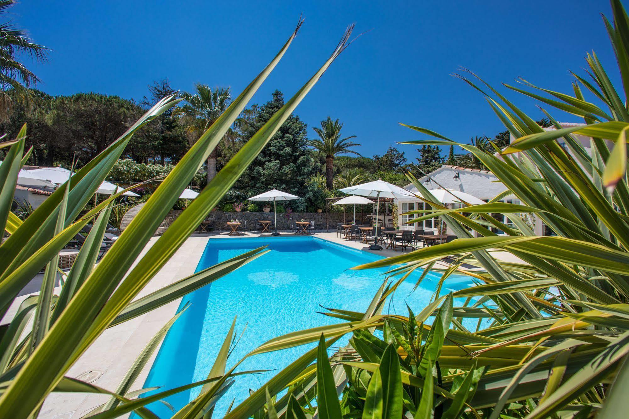 Hotel La Bastide Des Salins