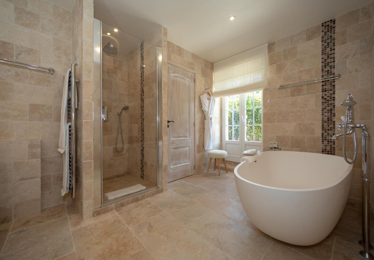 Hotel La Bastide Des Salins