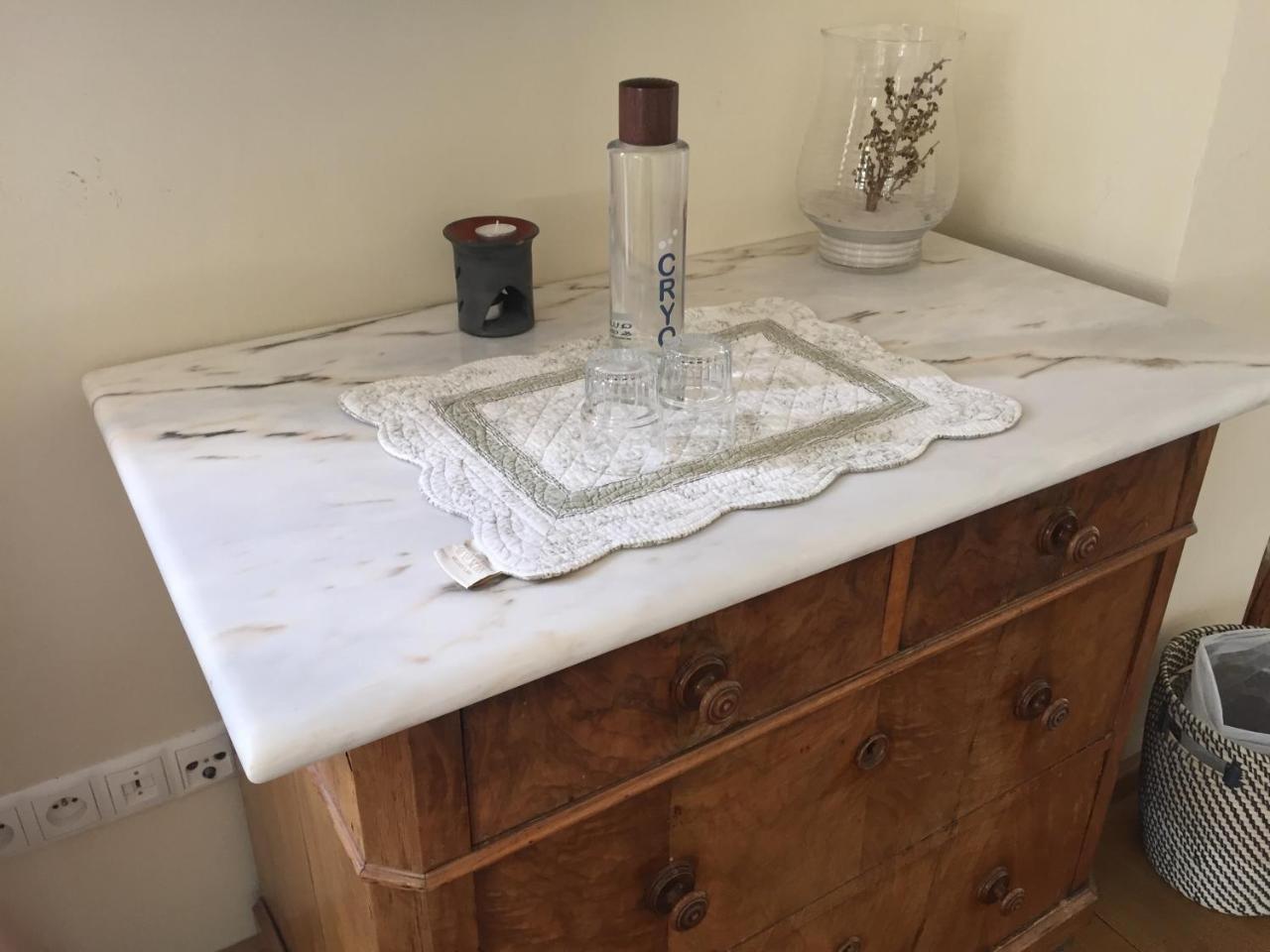 La Begude - Boutique Luxury Couette-café