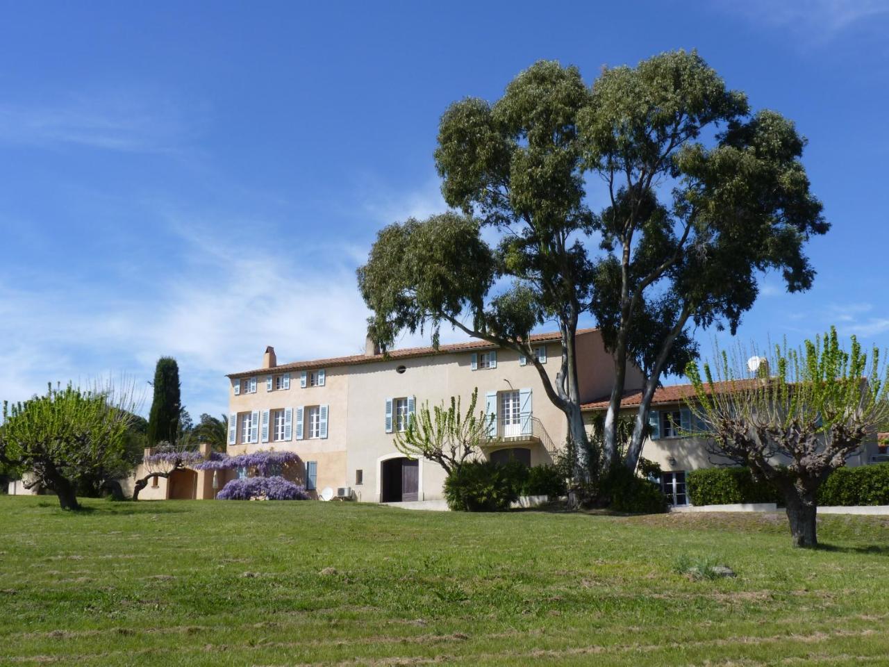 Les Sellettes Apartment