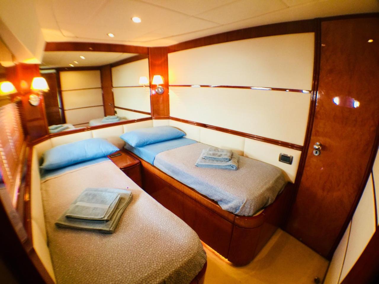 Tropez Luxury Yacht Botel