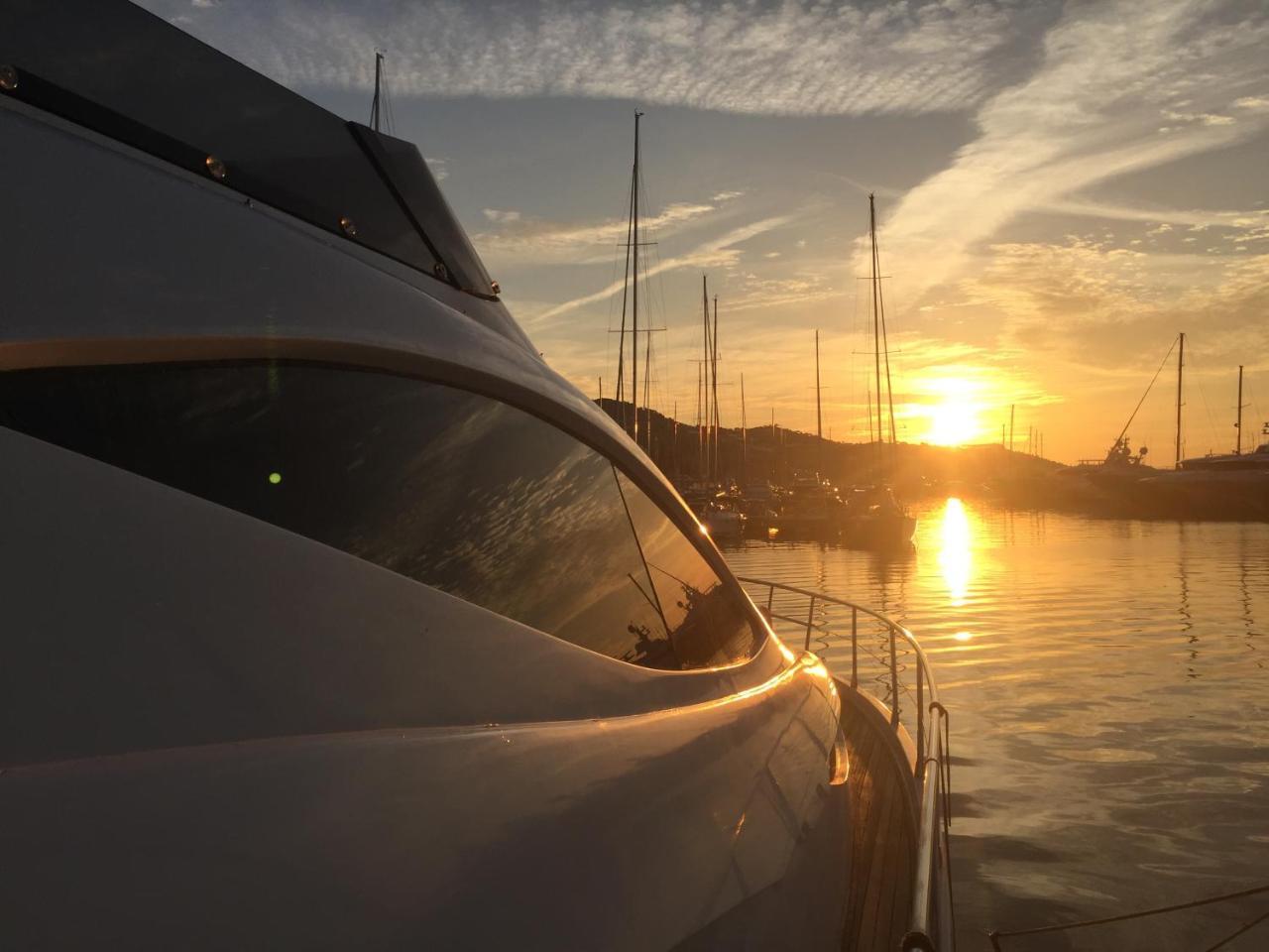 Botel Tropez Luxury Yacht