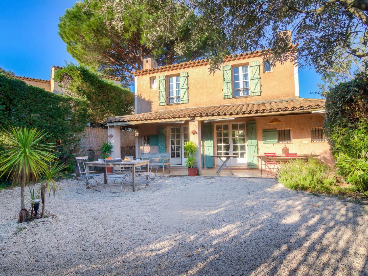 Holiday Home Les Parcs De Gassin-3 Holiday home
