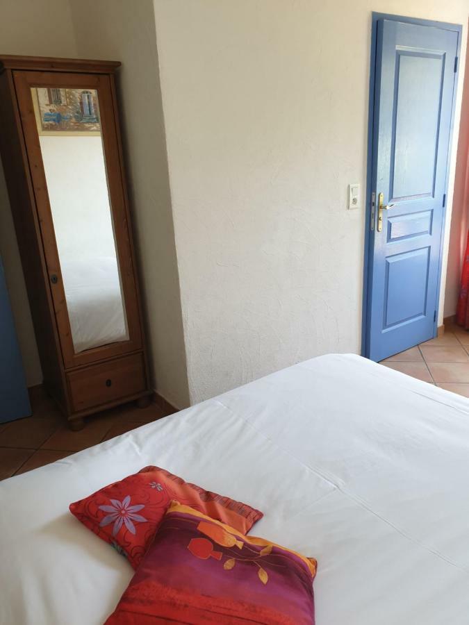 De La Plage 2* Saint-Tropez