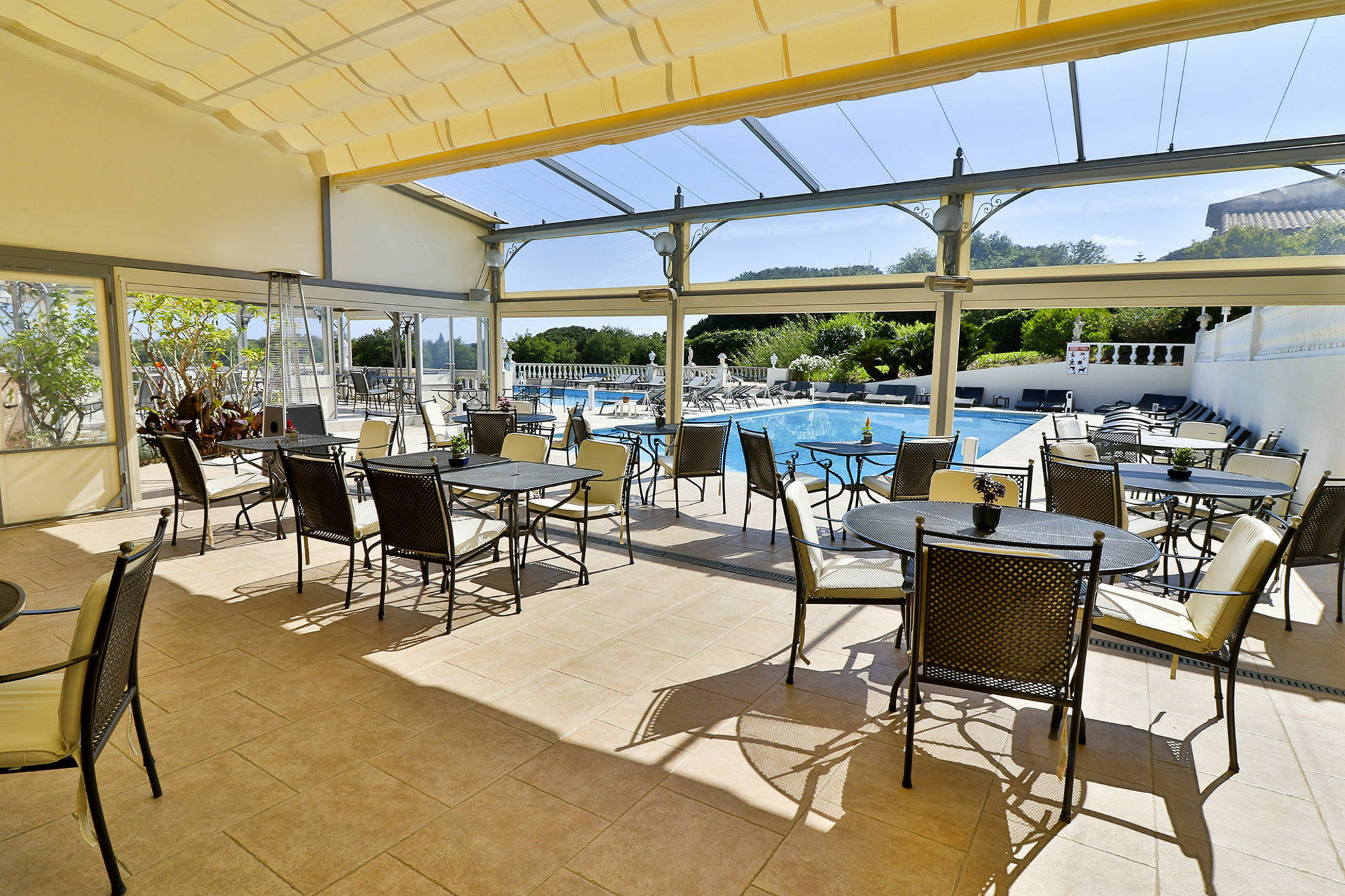 Bellevue Hotel 4*